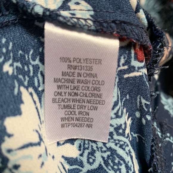 Socialite woman’s blouse, size XL - Picture 4 of 4